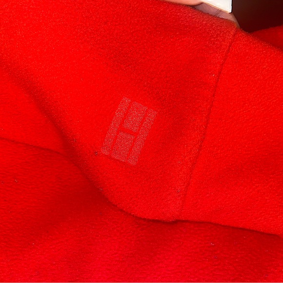 Tommy Hilfiger - Picture 5 of 5